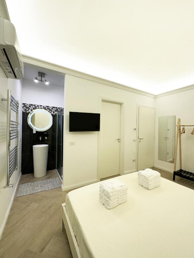 Vicki Vomero Rooms - Napoli Экстерьер фото